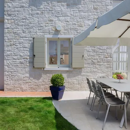 Luxurious In Vabriga With Swimming Pool Tar-Vabriga