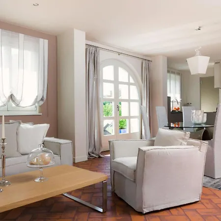 Luxurious In Vabriga With Swimming Pool Villa